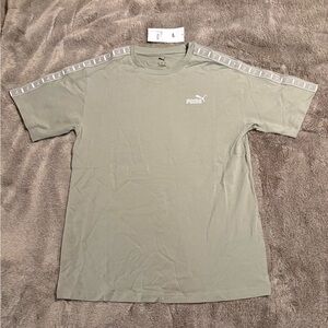 Puma ESS TAPE Relaxed Tee - Sage Green - Size Small